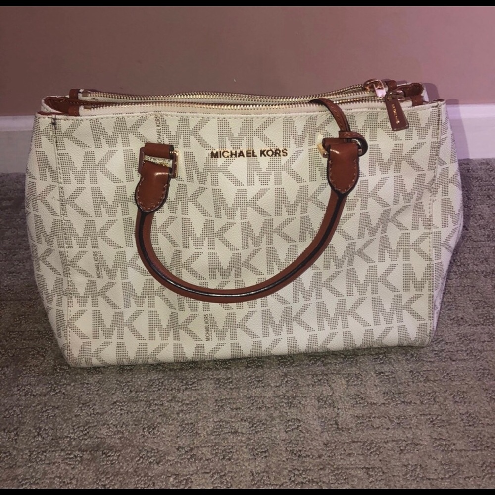 MK white totes